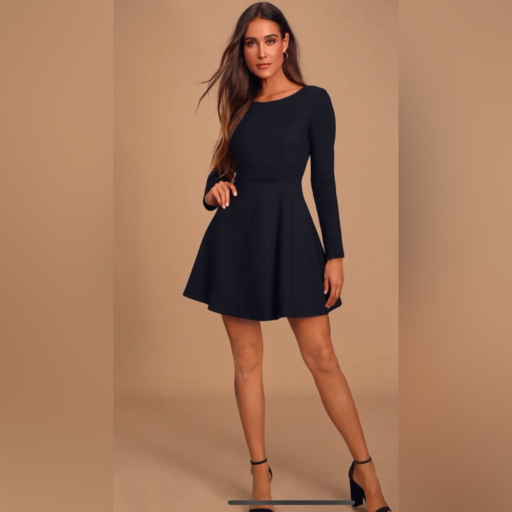 NWOT Lulu's Forever Chic Black Long Sleeve Dress